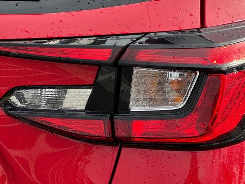 Certified 2025 Subaru Crosstrek 2.0i Premium image 30