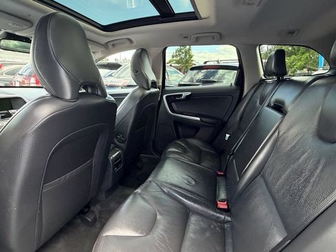 Used 2014 Volvo XC60 T6 AWD/4WD image 9