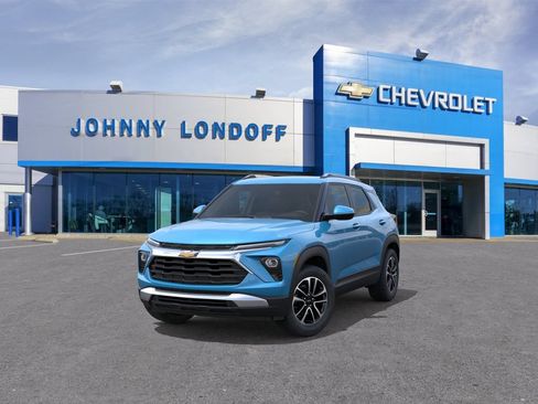 New 2026 Chevrolet TrailBlazer LT w/ Convenience Package FWD image 8