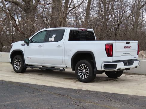 Certified 2023 GMC Sierra 1500 AT4 w/ Technology Package image 6