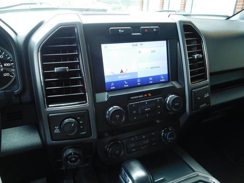 Used 2020 Ford F150 XLT w/ Equipment Group 302A Luxury AWD/4WD image 14