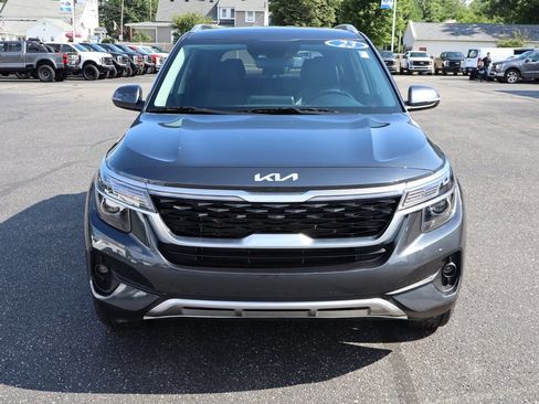 Used 2023 Kia Seltos S FWD image 11