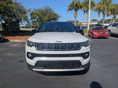 Used 2025 Jeep Compass Limited AWD/4WD image 8