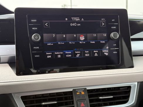 Used 2025 Volkswagen Taos SE image 20