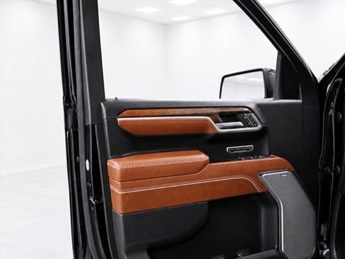 Used 2023 GMC Sierra 1500 Denali Ultimate AWD/4WD image 46