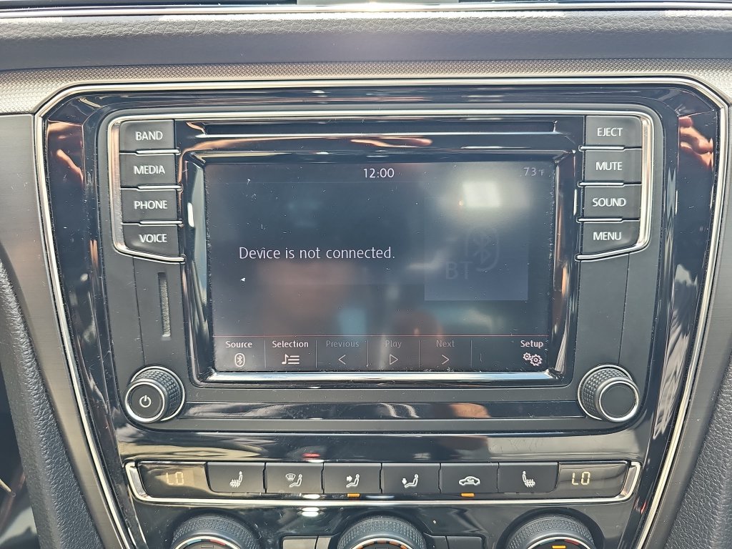 Used 2017 Volkswagen Passat 1.8T R-Line FWD image 21