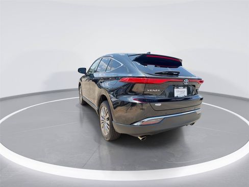 Used 2022 Toyota Venza Limited AWD/4WD image 6