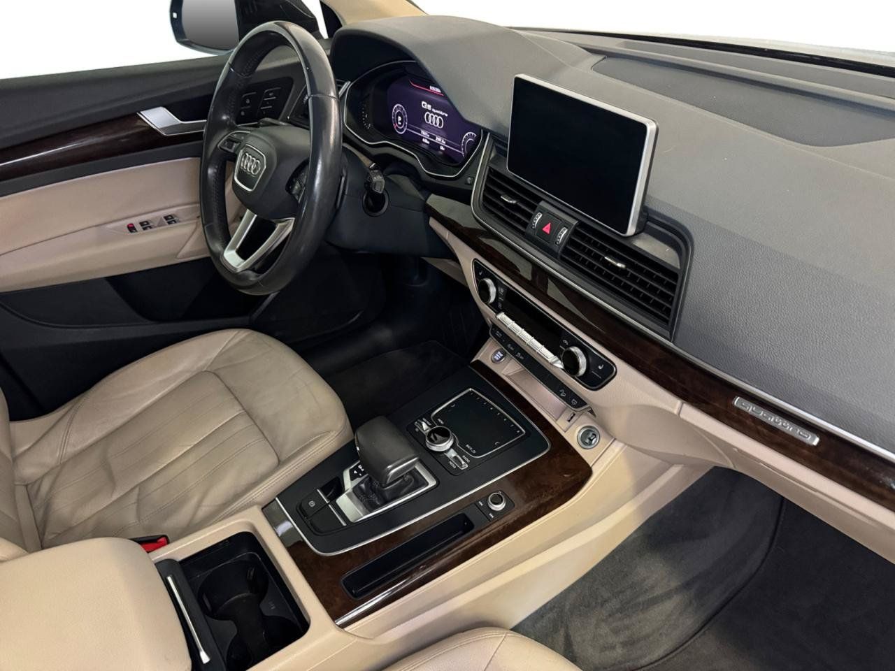 Used 2018 Audi Q5 2.0T Premium AWD/4WD image 4