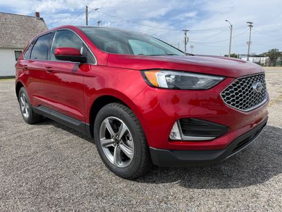 Used 2023 Ford Edge SEL w/ Convenience Package