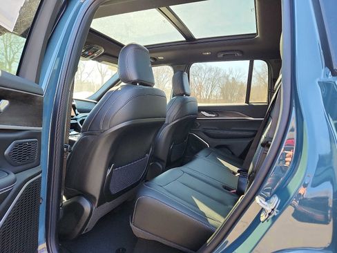 New 2026 Jeep Grand Cherokee Limited image 6