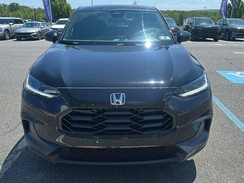 Used 2024 Honda HR-V Sport image 2