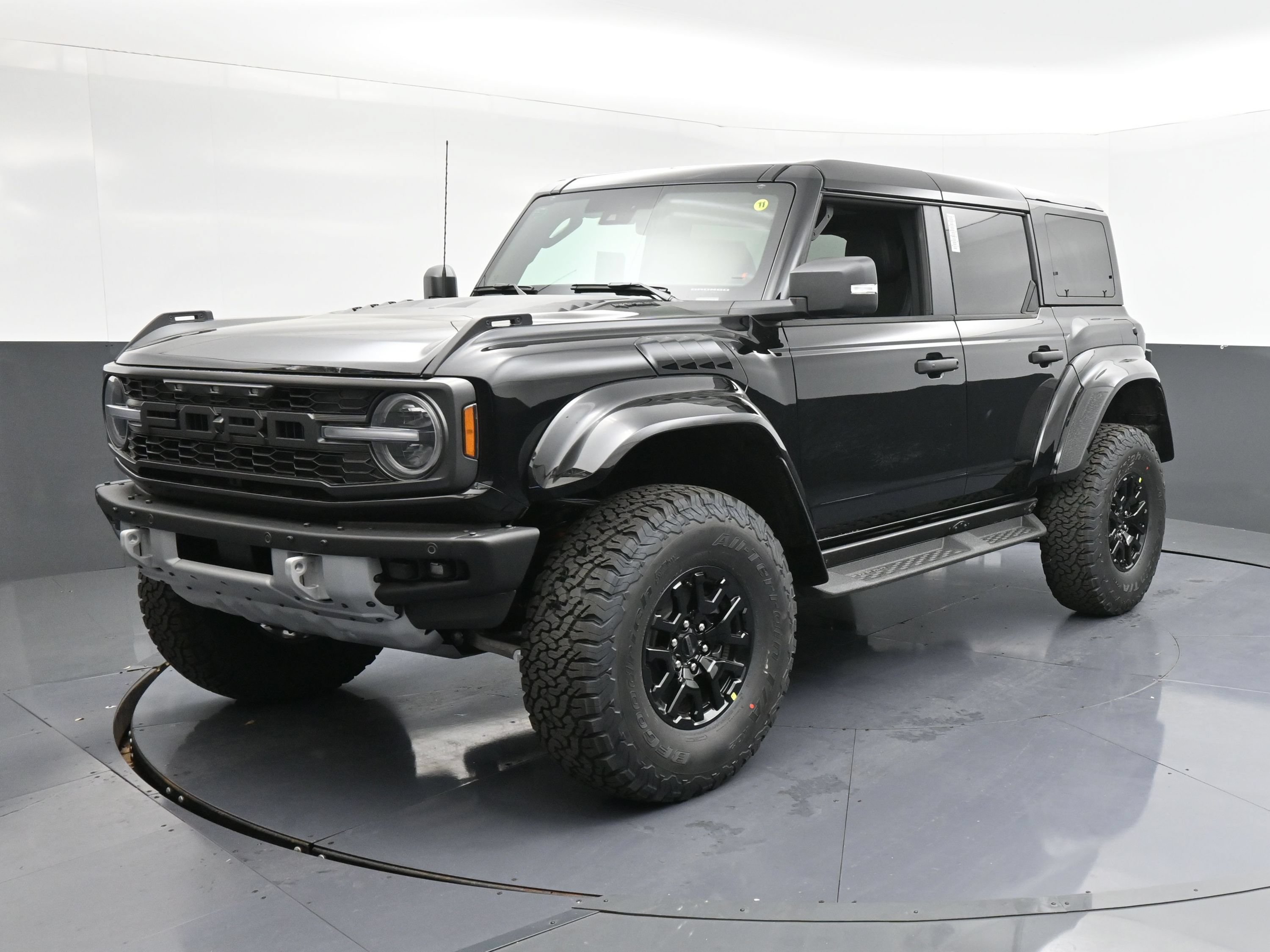 Used 2026 Ford Bronco Raptor AWD/4WD image 4