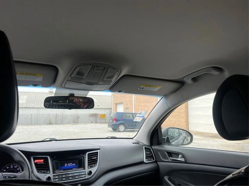 Used 2016 Hyundai Tucson SE w/ Option Group 02 FWD image 19