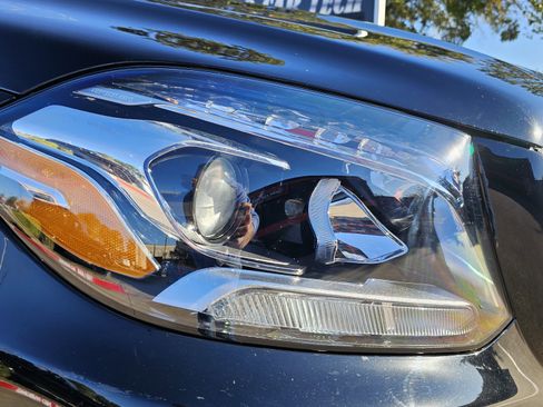 Used 2019 Mercedes-Benz GLS 450 4MATIC w/ Premium 1 Package image 12