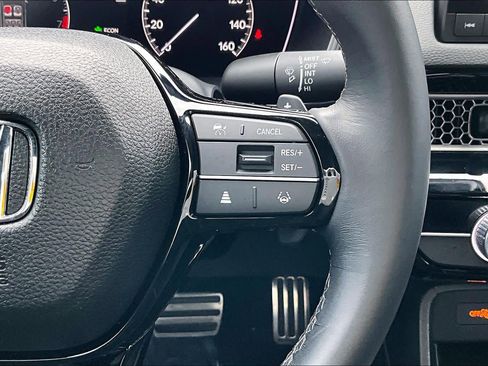 Used 2023 Honda Civic Sport image 25