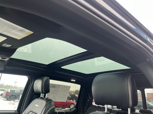 Used 2018 Ford F150 Platinum w/ Equipment Group 701A Luxury image 22