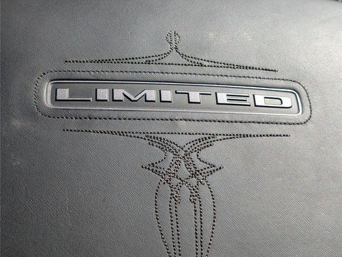 Used 2024 RAM 3500 Limited image 32