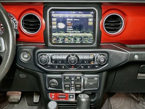 Used 2019 Jeep Wrangler Unlimited Rubicon AWD/4WD image 14