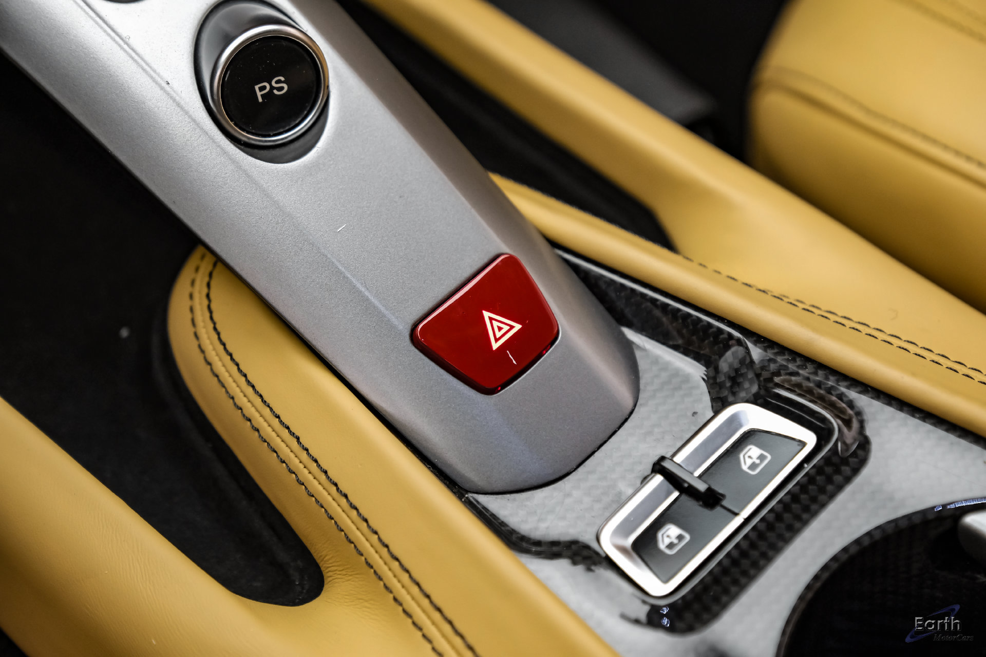 Used 2015 Ferrari F12 Berlinetta RWD image 66
