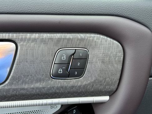 New 2026 Ford Explorer Platinum w/ LUX Leather Package image 10