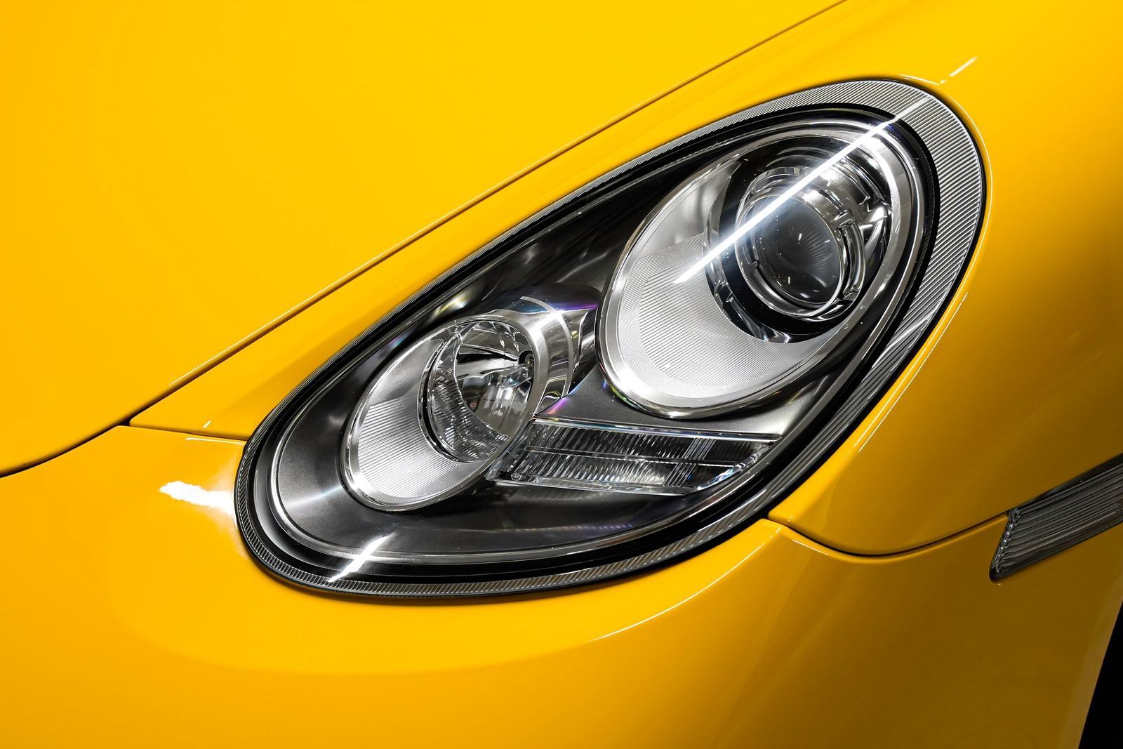 Used 2011 Porsche Cayman S RWD image 29