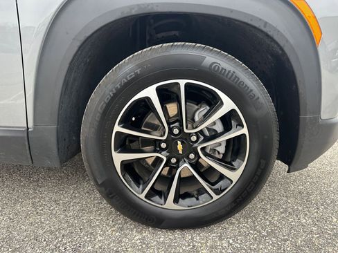 Used 2025 Chevrolet TrailBlazer LT image 28