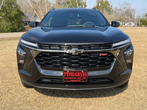 New 2026 Chevrolet Trax RS w/ Sunroof Package FWD image 25