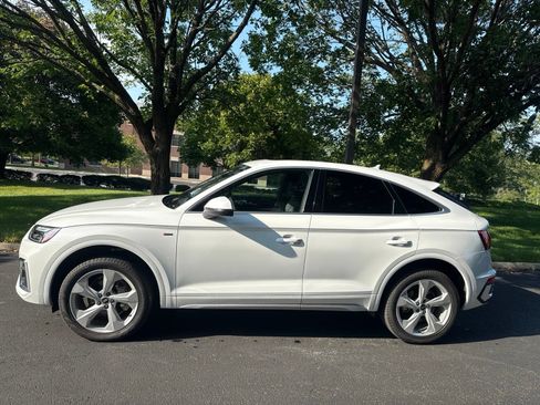Used 2025 Audi Q5 2.0T Premium Plus w/ Premium Plus Package AWD/4WD image 2