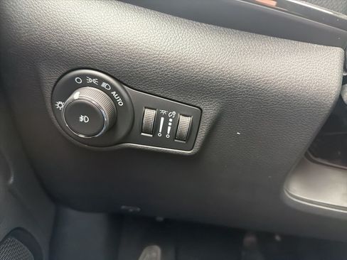 New 2026 Jeep Compass Limited AWD/4WD image 19