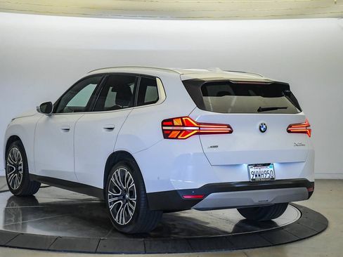 Used 2026 BMW X3 xDrive30i w/ Convenience Package AWD/4WD image 2