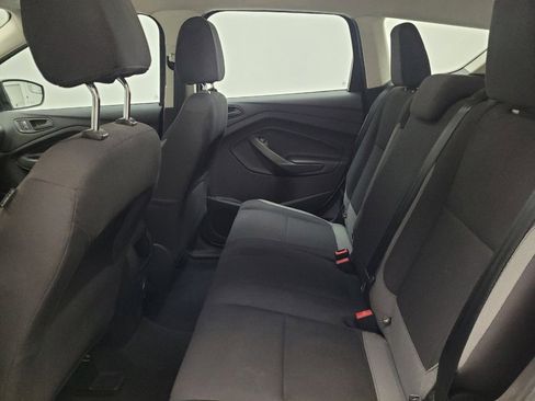 Used 2015 Ford Escape S image 18
