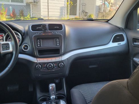 Used 2014 Dodge Journey American Value Package w/ Flexible Seating Group image 7