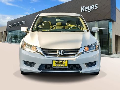 Used 2013 Honda Accord LX image 2