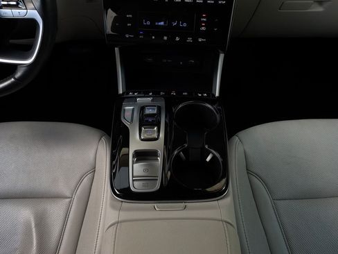 Used 2023 Hyundai Tucson Limited AWD/4WD image 16