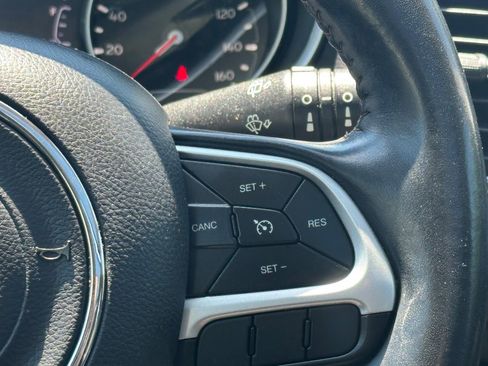 Used 2021 Jeep Compass Latitude w/ Sun and Sound Group AWD/4WD image 24