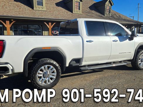 Used 2023 GMC Sierra 2500 Denali w/ Denali Ultimate Package image 10