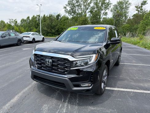 Used 2023 Honda Passport EX-L image 2