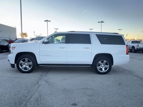 Used 2020 Chevrolet Suburban Premier RWD image 3