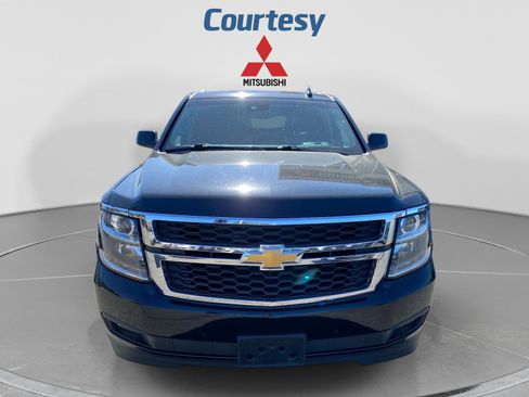 Used 2020 Chevrolet Suburban LT w/ Luxury Package AWD/4WD image 9