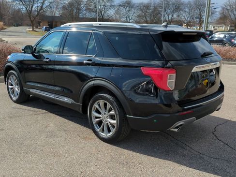 Used 2023 Ford Explorer Limited w/ Equipment Group 301A image 6