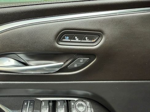 Used 2021 Cadillac Escalade ESV Sport w/ Driver Assist Tech Package image 23