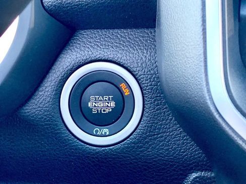 Used 2025 RAM 2500 Big Horn image 34