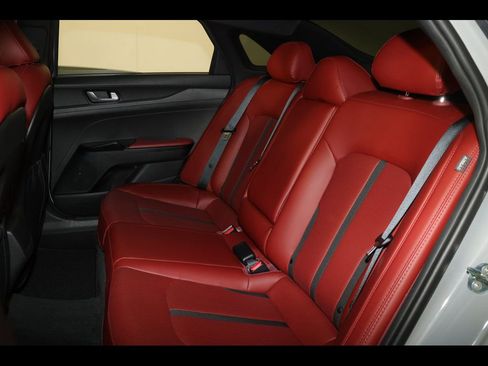 Used 2023 Kia K5 GT-Line image 30