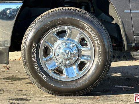 Used 2019 RAM 2500 Big Horn image 33