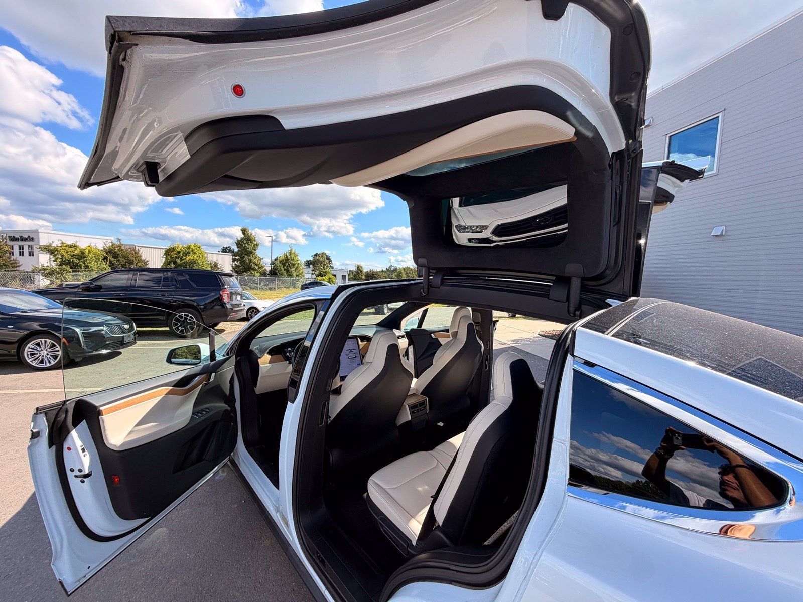 Used 2019 Tesla Model X 75D AWD/4WD image 14