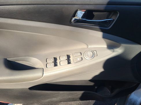 Used 2012 Hyundai Sonata GLS w/ Popular Equipment Pkg image 8