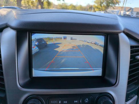 Used 2015 GMC Yukon Denali w/ Premium Package image 17