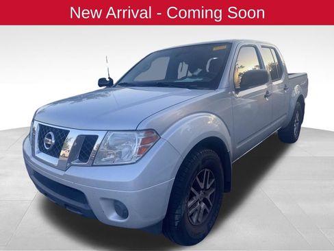 Used 2019 Nissan Frontier SV RWD image 1
