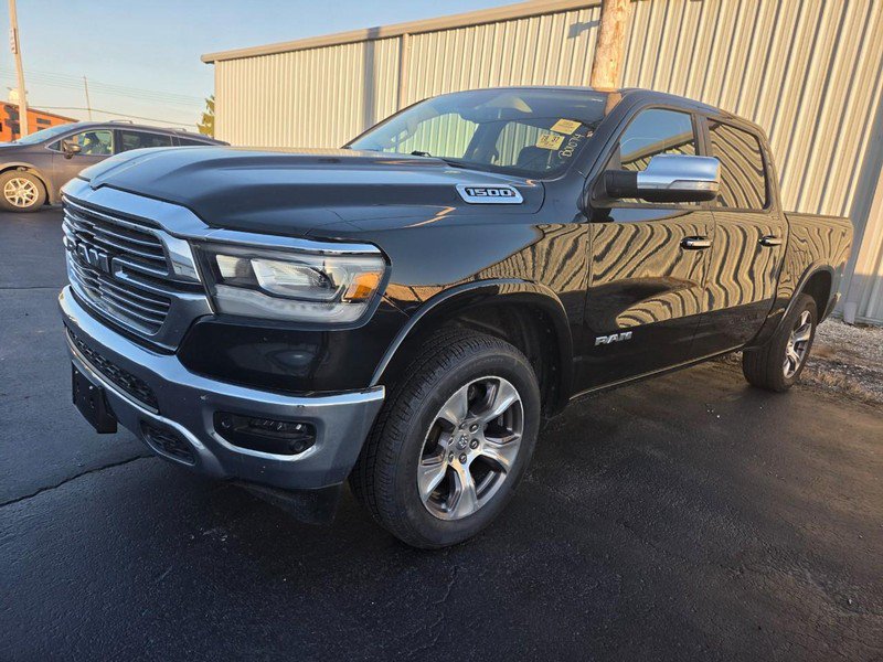 Used 2020 RAM 1500 Laramie AWD/4WD image 3