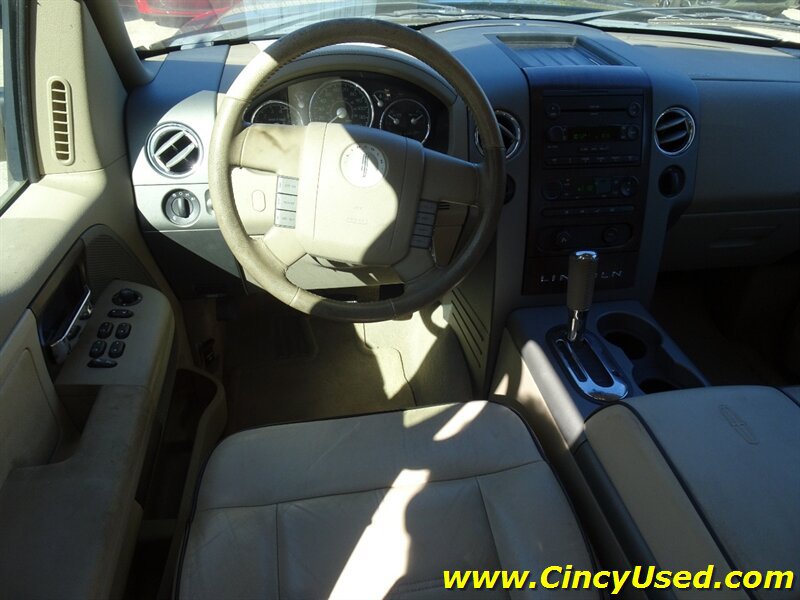 Used 2006 Lincoln Mark LT 2WD image 10